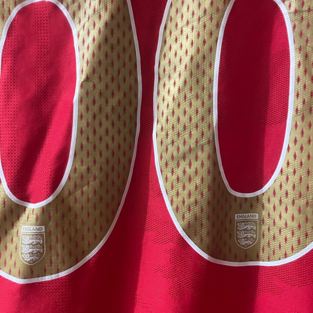 Vintage Umbro England soccer jersey - Picture 7 of 7